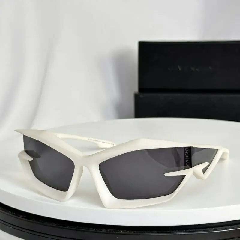 givenchy aaa qualite lunettes de soleil s_11bb0a6